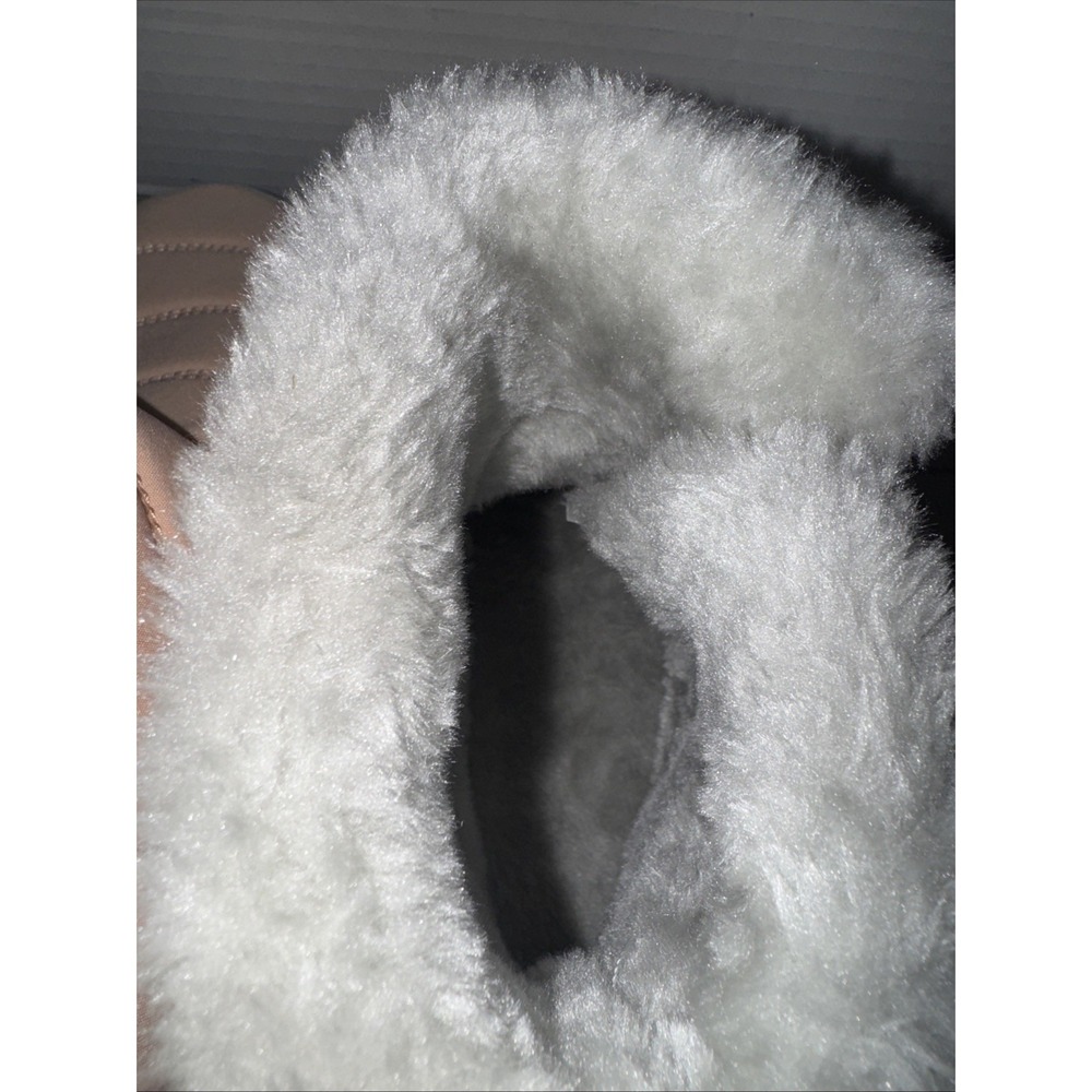 Women's Snow Boots Faux Fur Lined Side Zip Lightweight Ankle Boots NWT 37/6.5 - Picture 6 of 7
